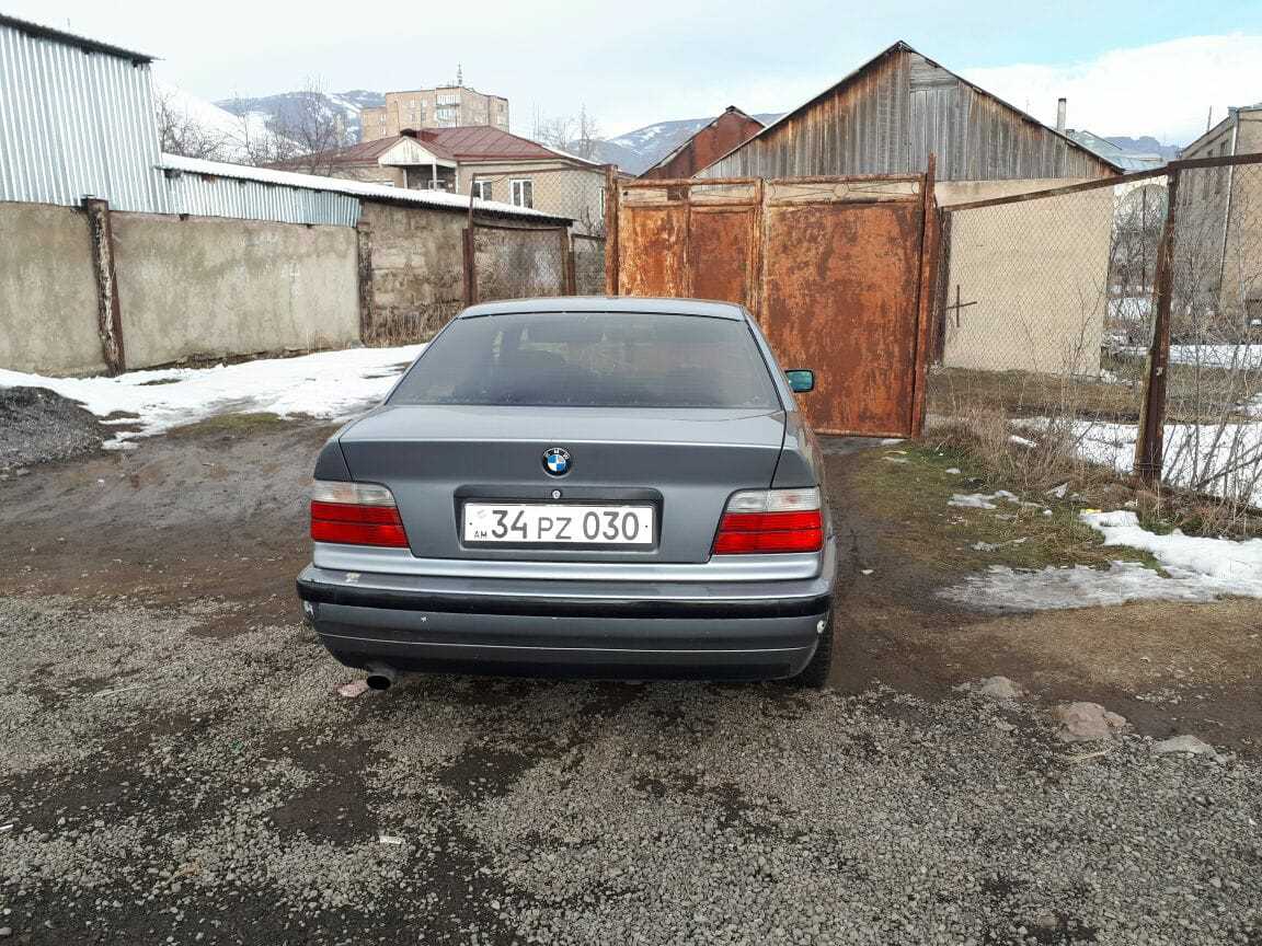 BMW E36 320I