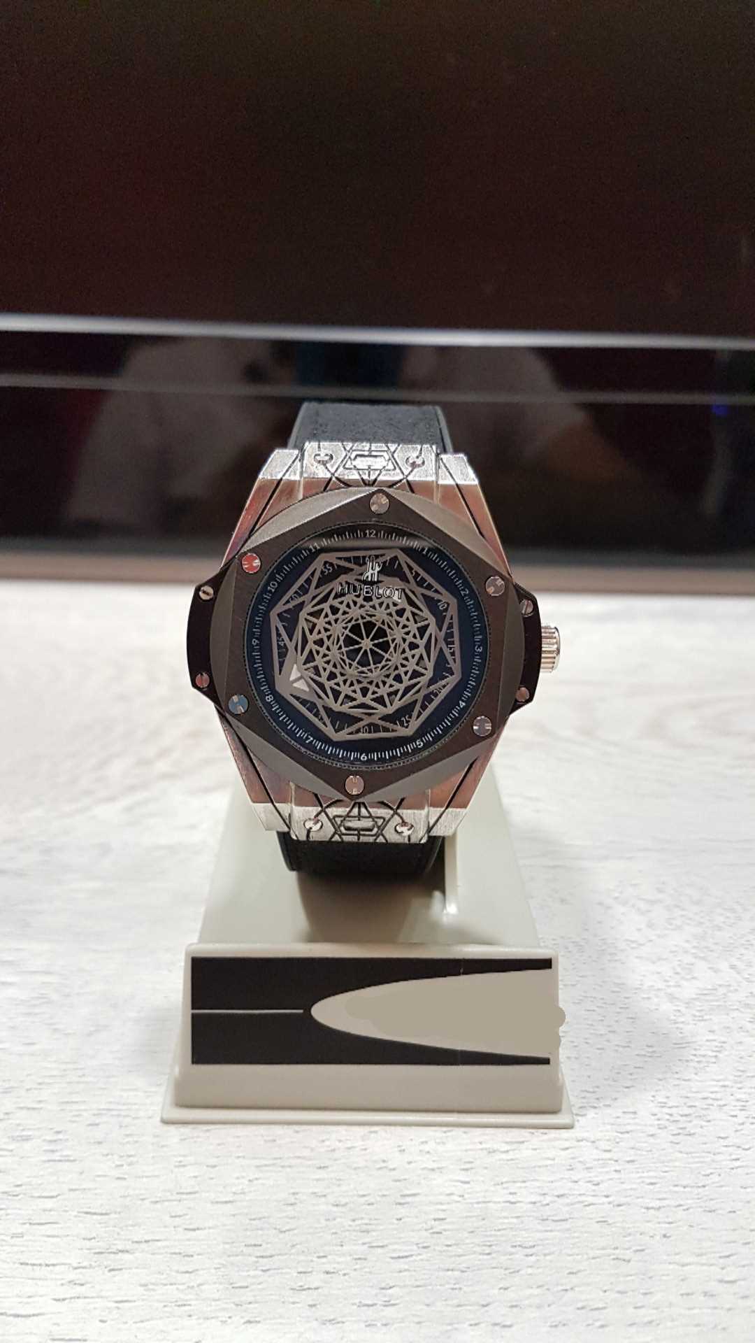 HUBLOT ժամացույց