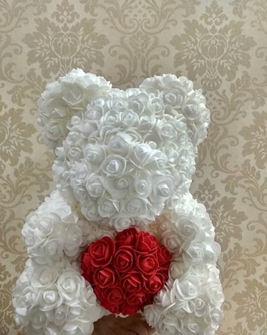 Teddy Վարդերից արջուկ