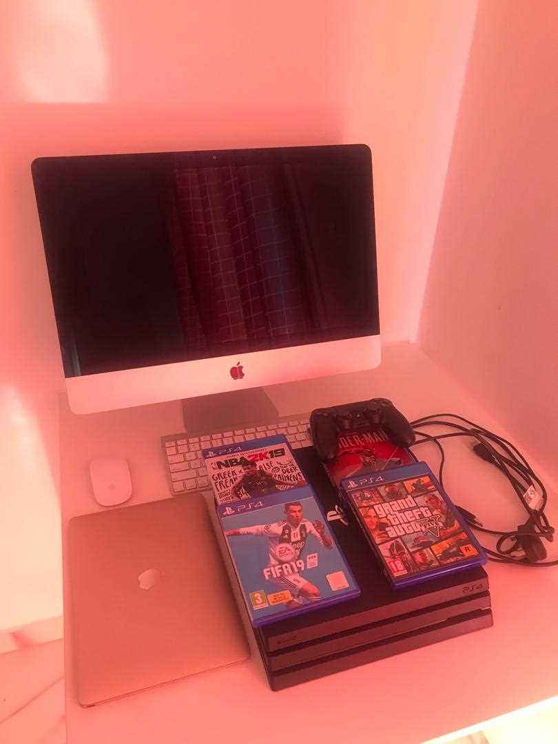 Apple iMac, Apple macbook air and PS 4 console