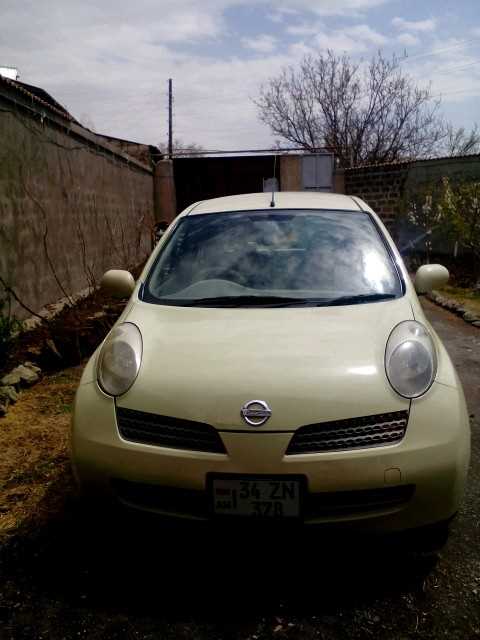 Nissan March 2004