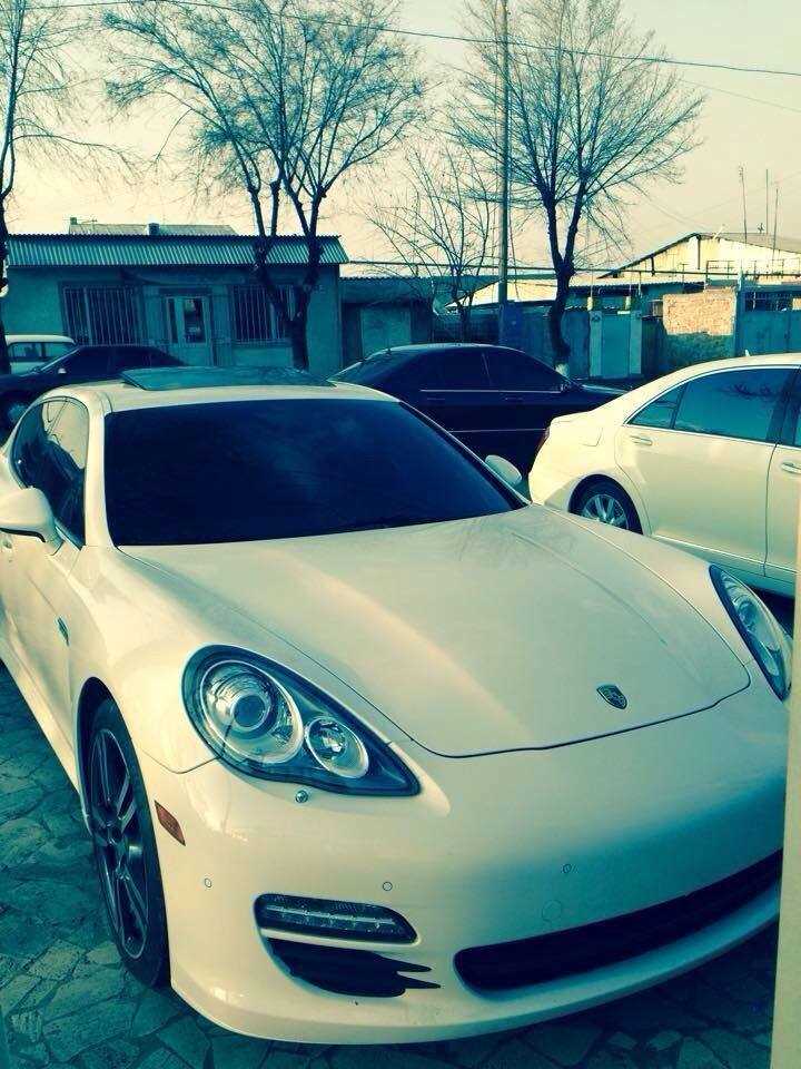 Porsche Panamera, avtomeqenaneri vardzuyt, prokat