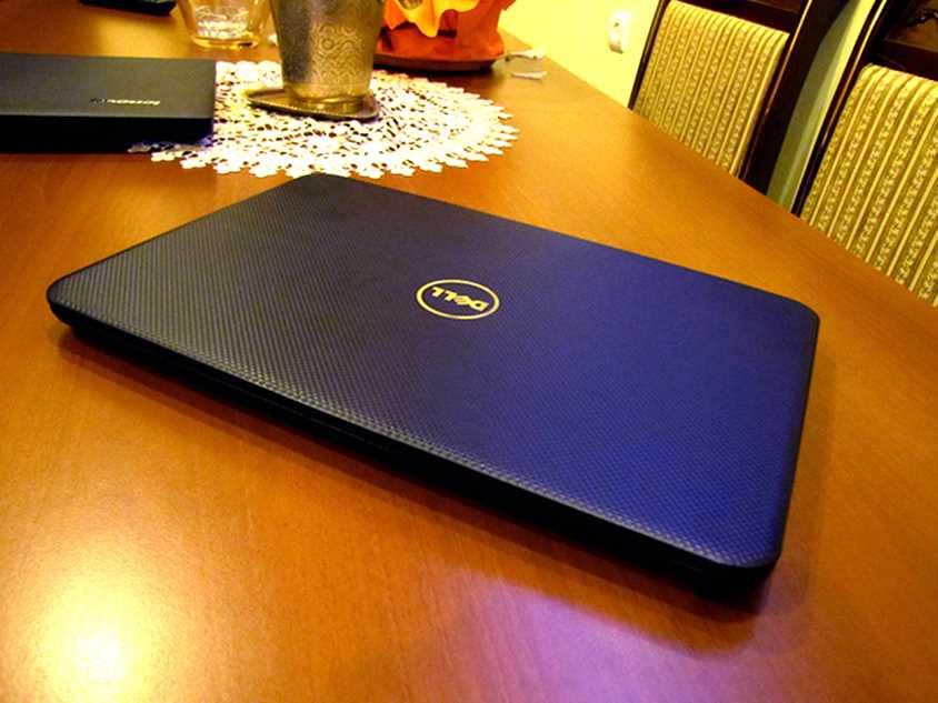 4GB OZU. Intel CORE i3 3217 Notebook Dell 15 Nori Pes. 500GB HD. LED 15.6 Ekran