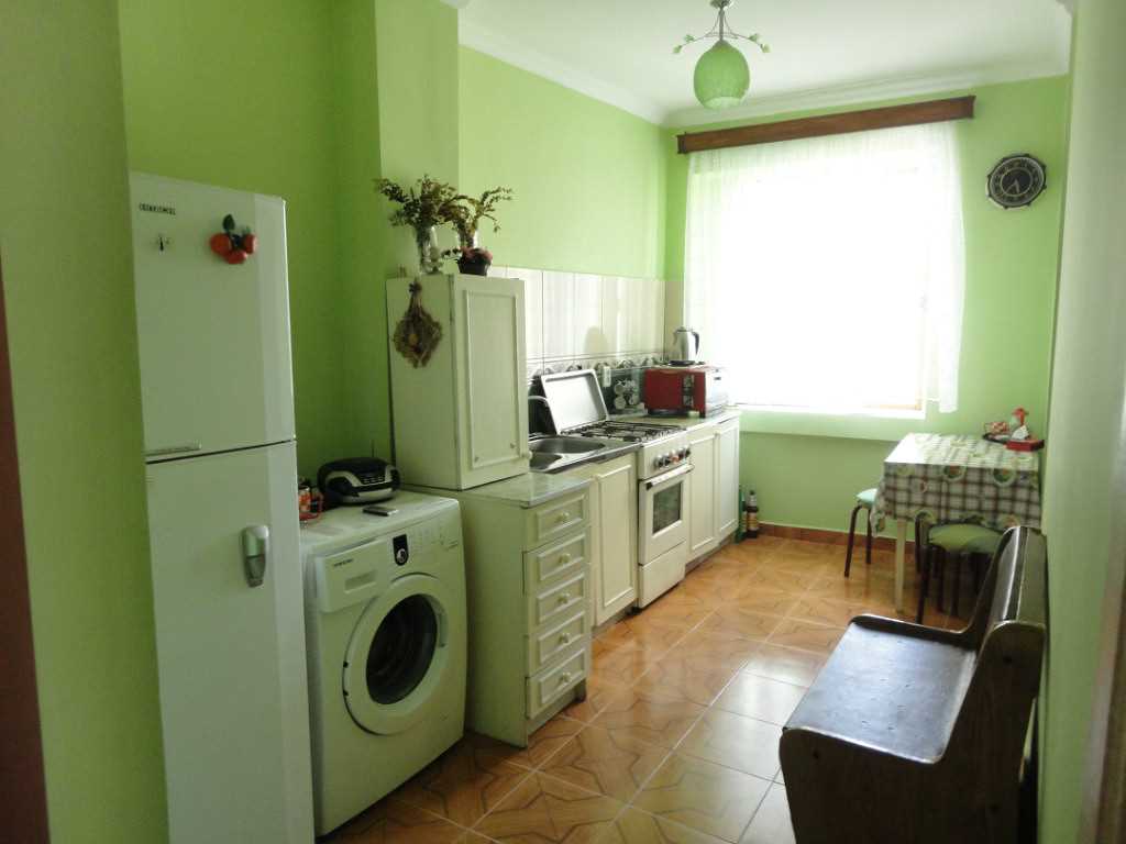 3-սենյականոց բնակարան Բաթումիում