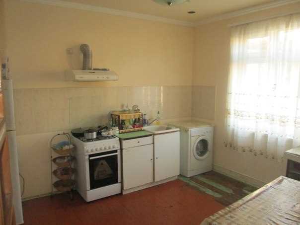 В Степанакерте срочно продается 3 комнатный 2 этажный собственный дом