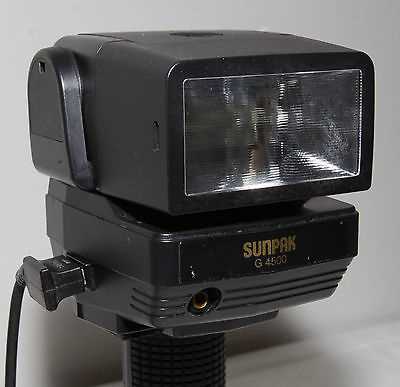 Sunpak G4500 flash