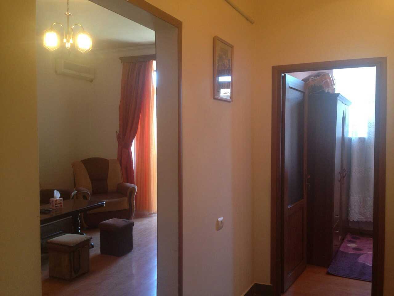 Օրավարձով բնակարան Սարյան փողոցի վրա