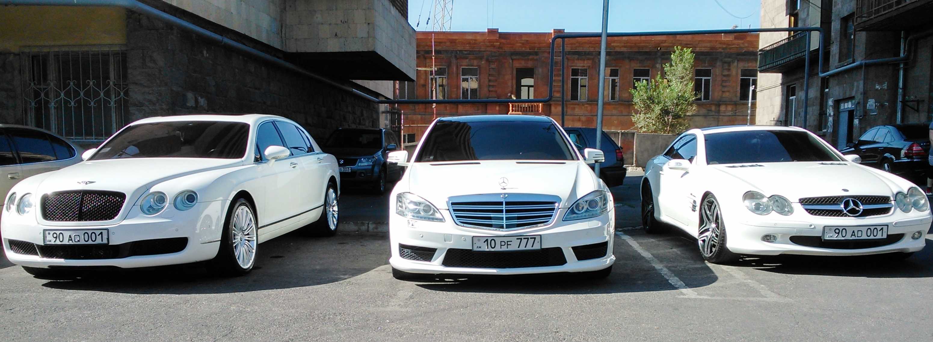 RENT A CAR RED PROSHYAN 7/3