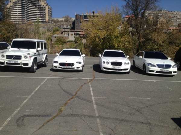 RENT A CAR RED PROSHYAN 7/3
