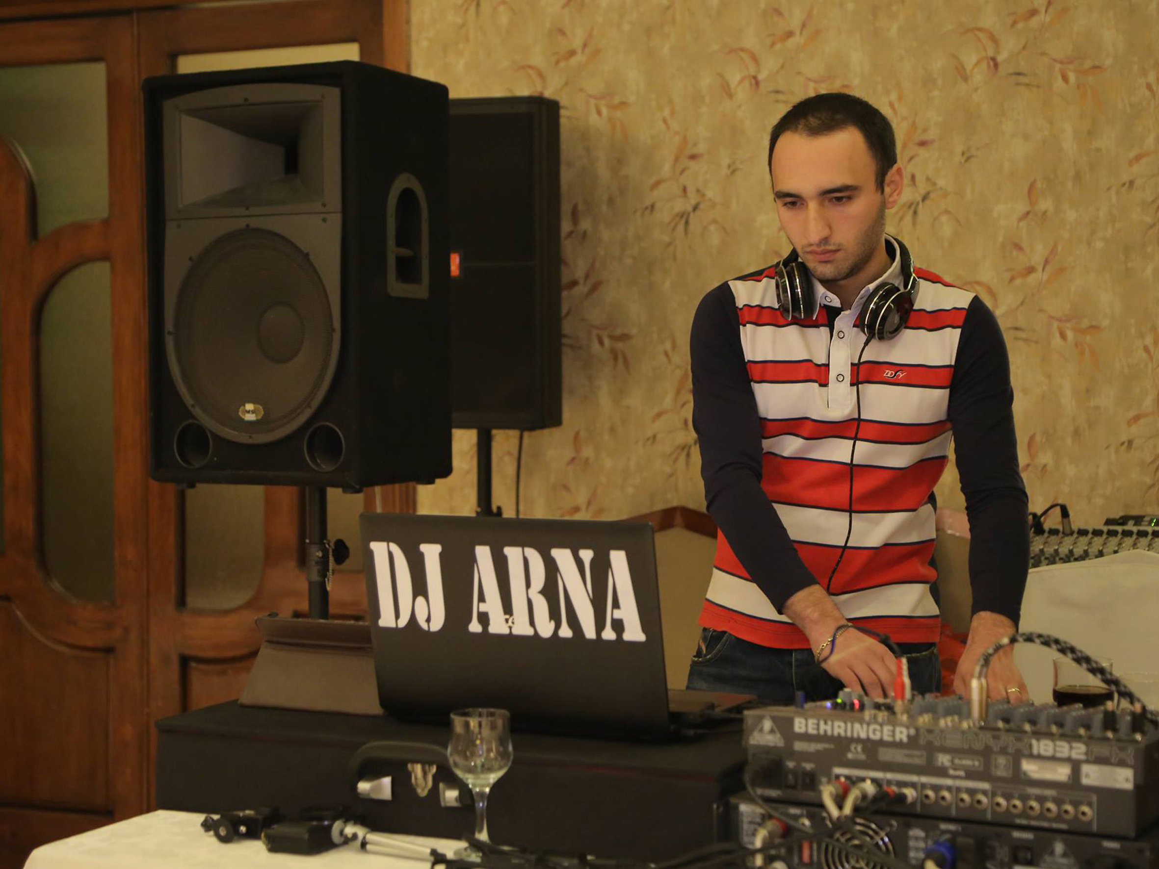 Dj դիջեյ диджей tarber mijocarumneri hamar