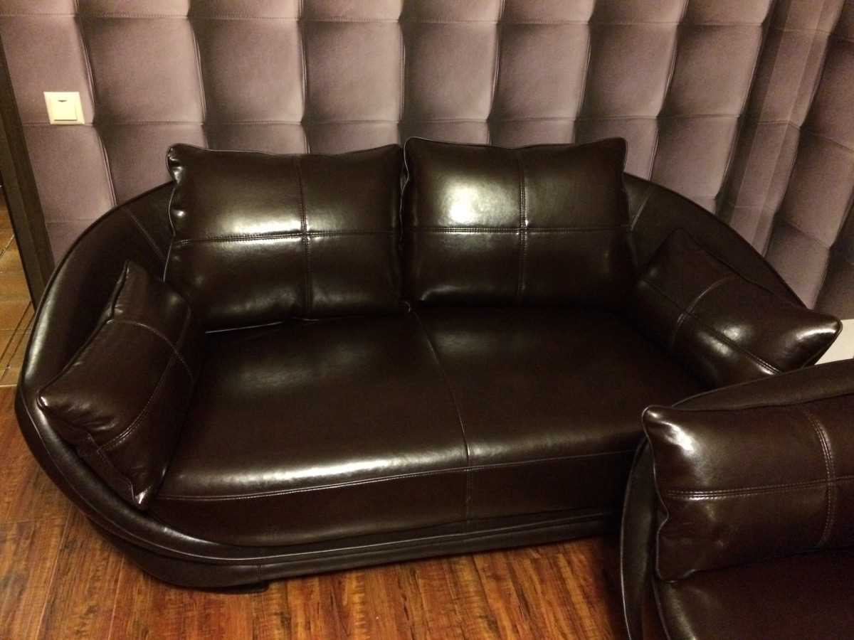 Kashve bazmocner ev bazkatorner Helor Sofa brandi