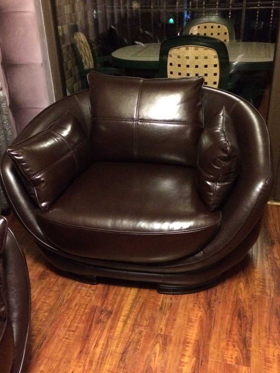 Kashve bazmocner ev bazkatorner Helor Sofa brandi