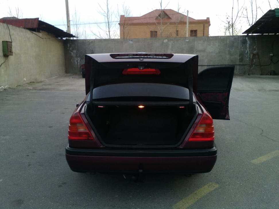 ՇԱԱԱՏ ՇՏԱՊ ՎԱՃԱՌՎՈՒՄ Է Mercedes Benz C 180