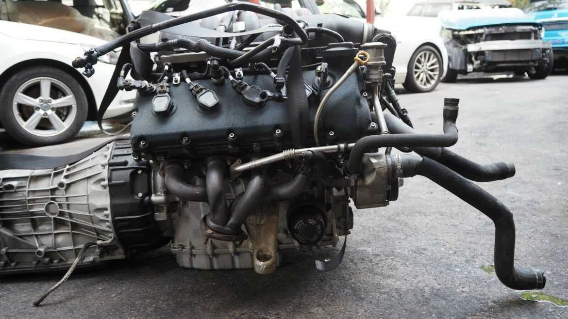 Maserati Quattroporte 4.2L V8 2011 Long Block Engine