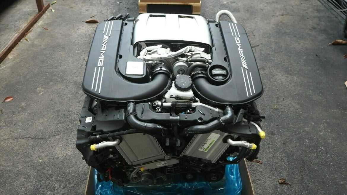 Mercedes W205 C63AMG 2018 4.0 V8 Bi-Turbo Engine