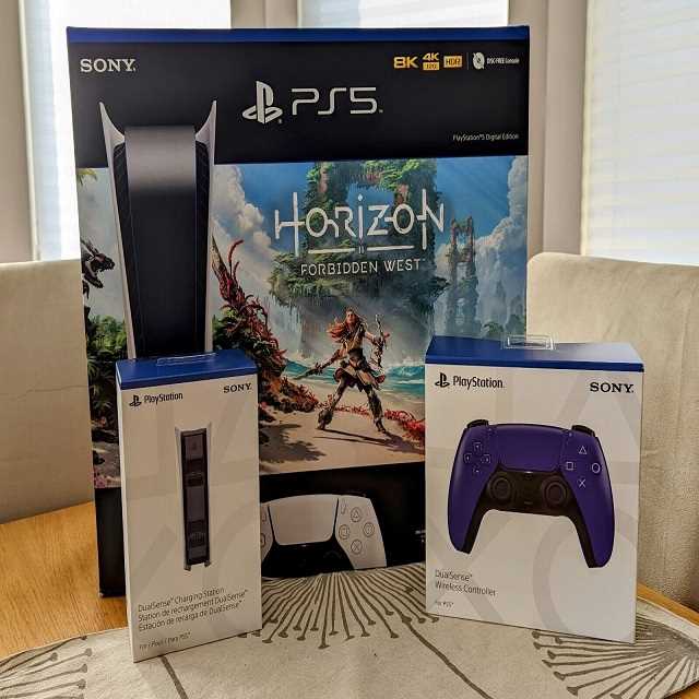 Sony PlayStation 5 Digital/4k Bluray Edition + Extras 