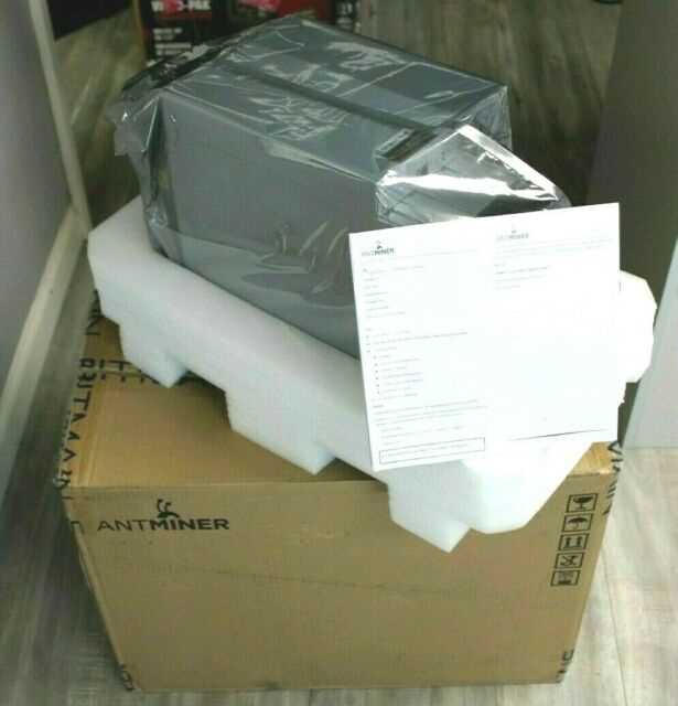 New Bitmain Antminer KA3 (166Th) 3154W + PSU in Carton