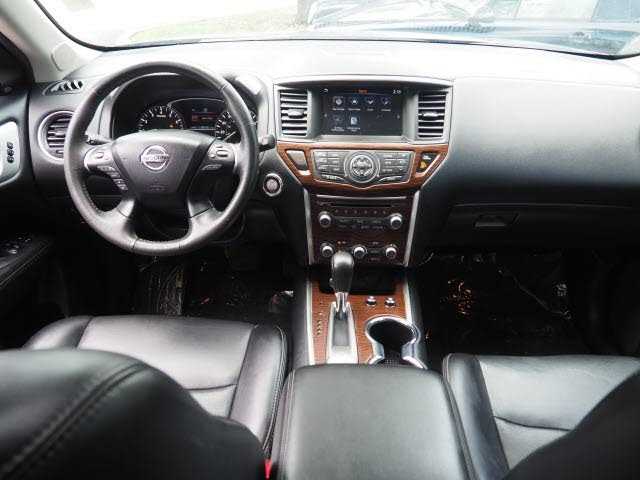 2017 Nissan Pathfinder Platinum Full Option for sale