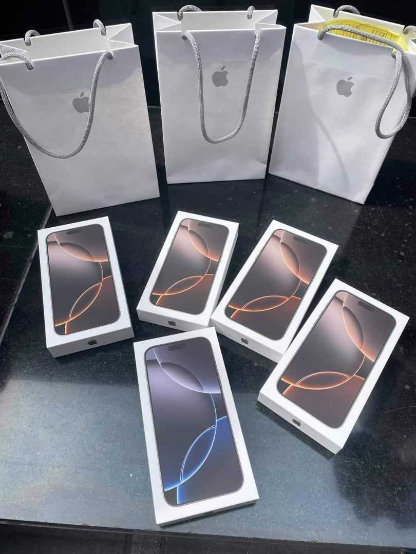 Brandnew Apple iPhone 17 Pro Max/ SONY PS5