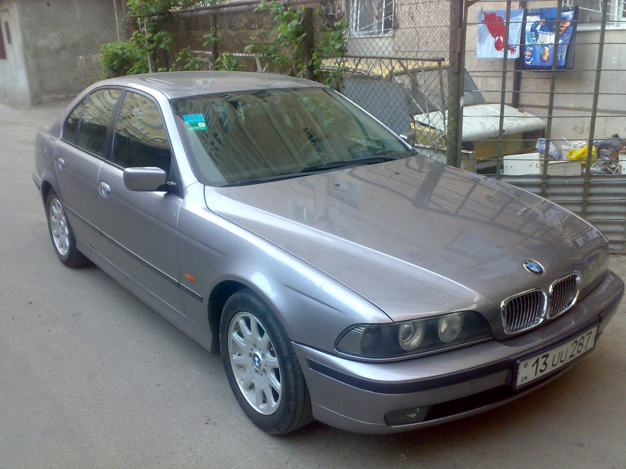 BMW 528i 1997t