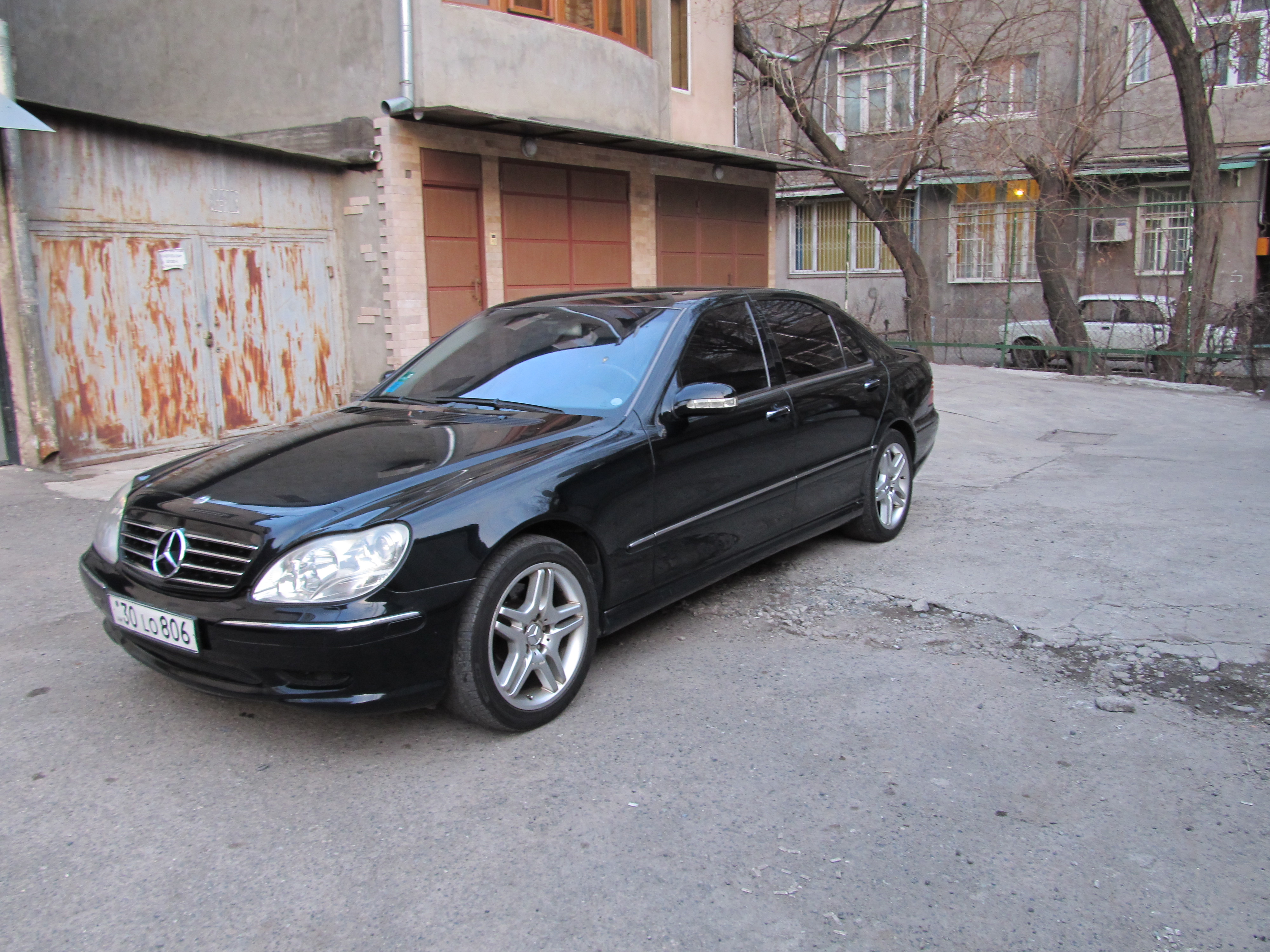 Mercedes-Benz S430 Long 2001թ.հնարավոր է փոխանակում մեկ այլ ավտոմեքենաի կամ բնակարանի հետ