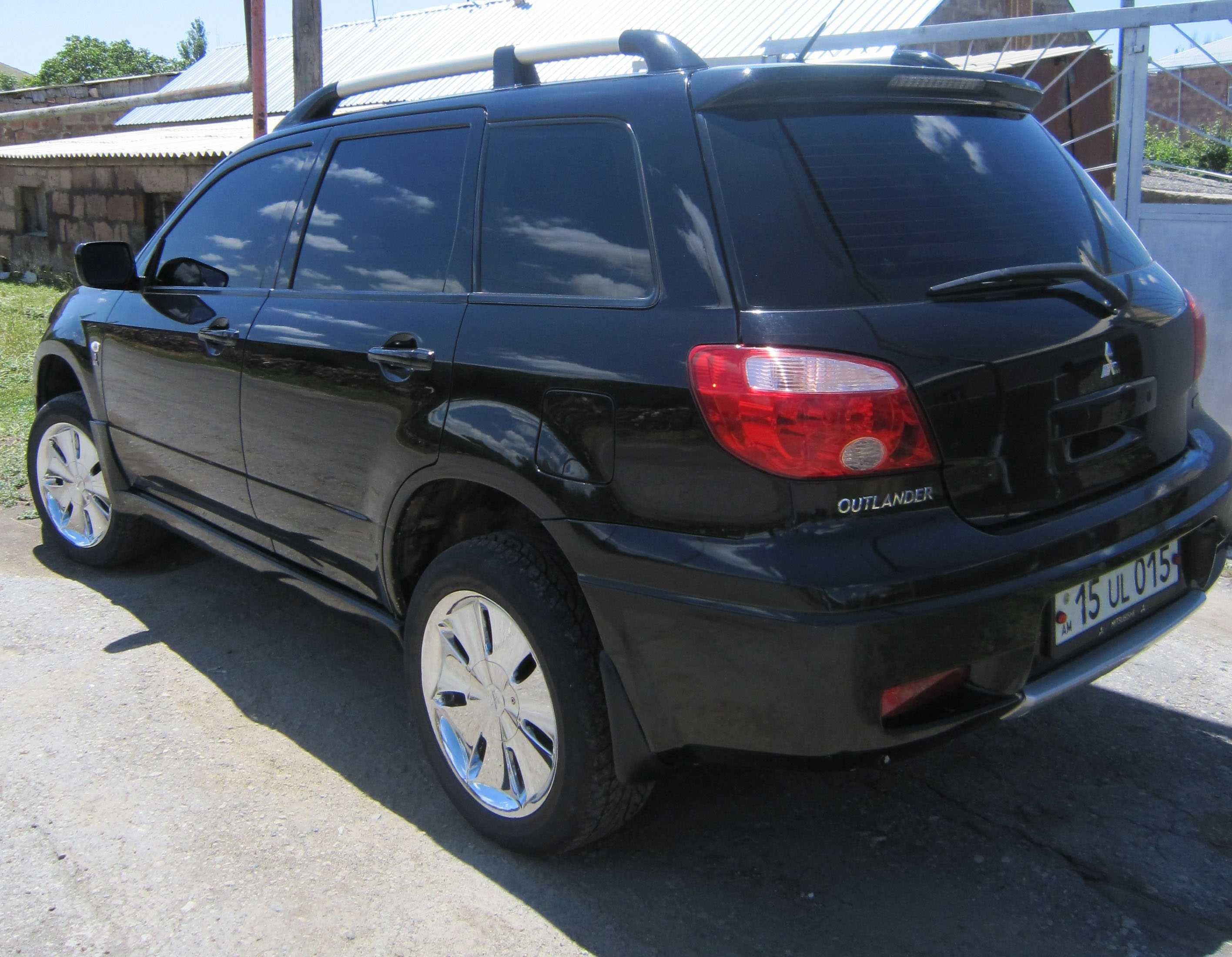 2005 Mitsubishi Outlander