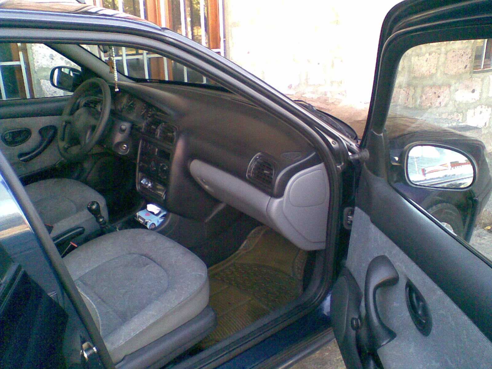 Peugeot 406