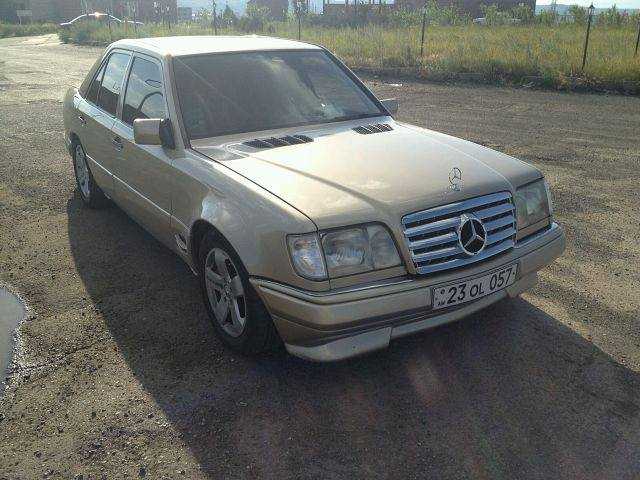 Mercedens-benz w124