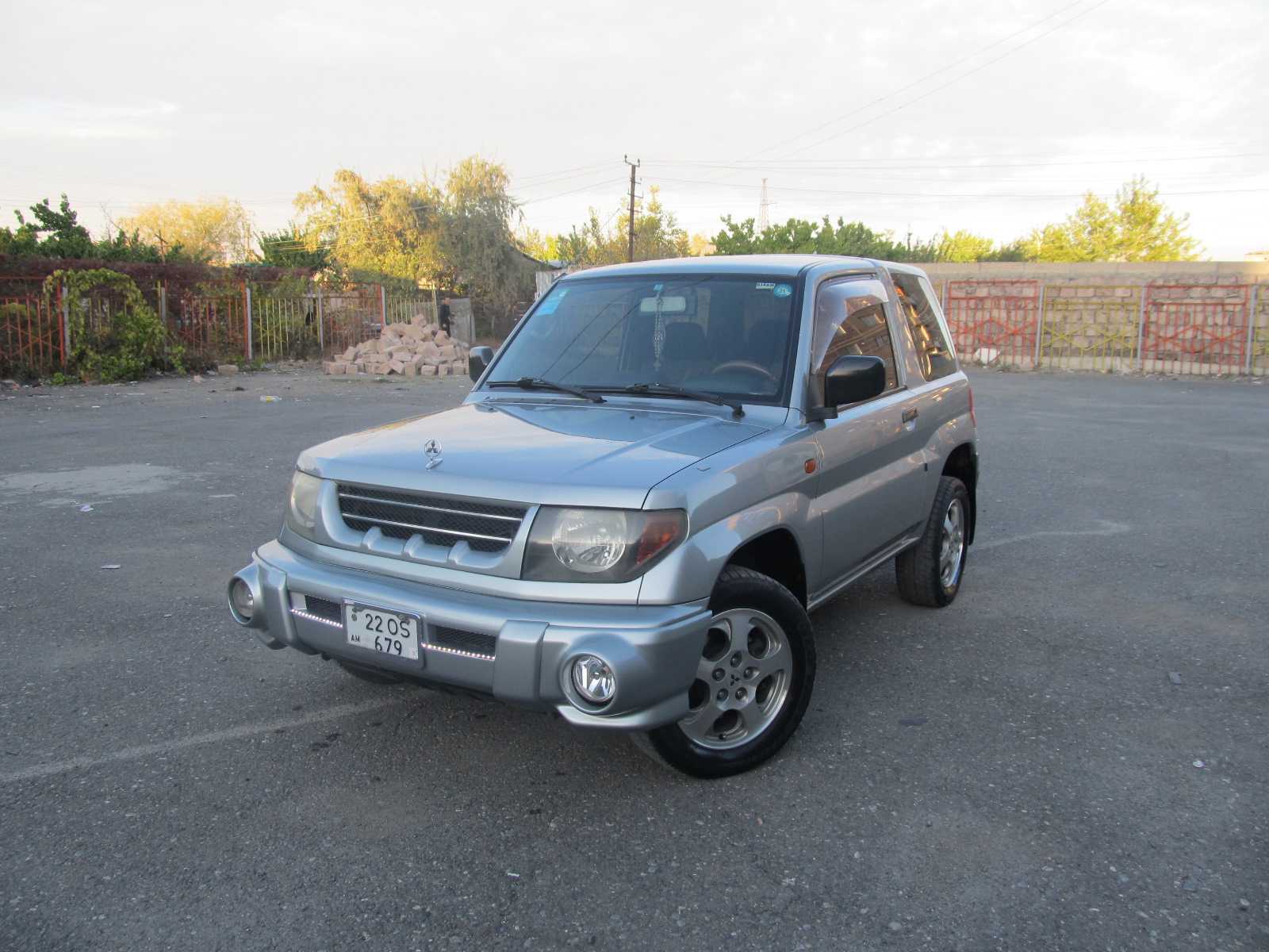 MITSUBISHI PAJERO IO  1999 SHTAP