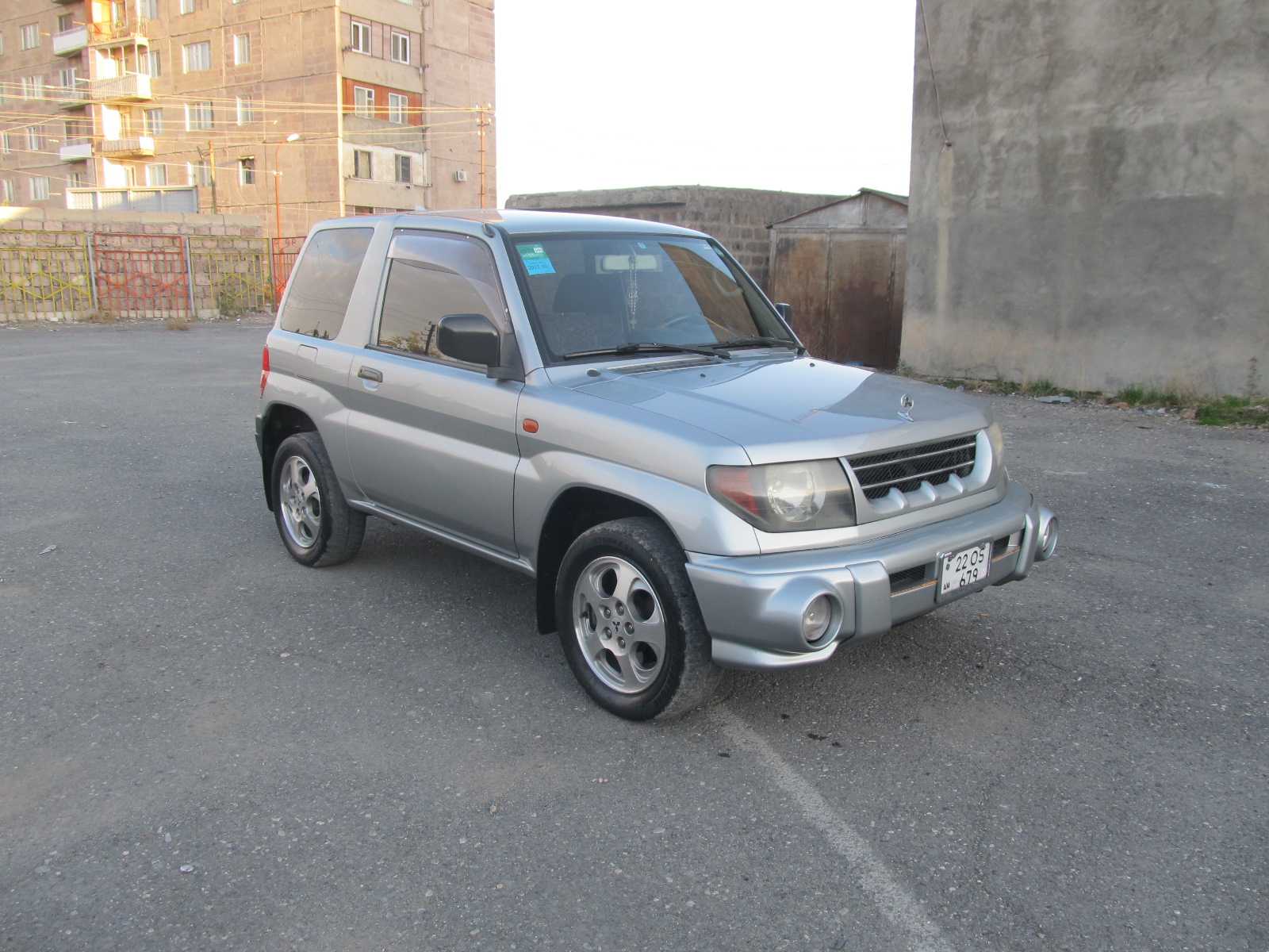 MITSUBISHI PAJERO IO  1999 SHTAP