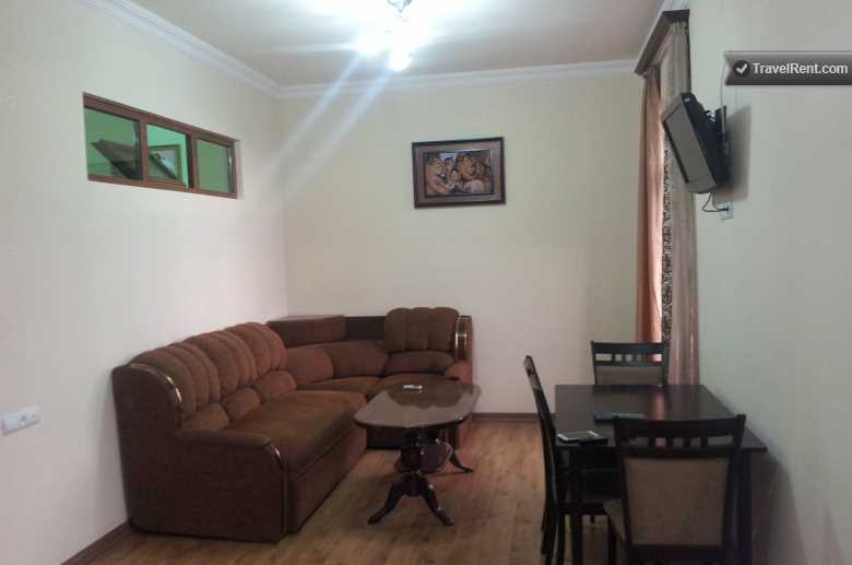 2 սենյականոց բնակարան Սայաթ-Նովա փողոցում, 2 rooms Daily paid luxurious apartmen