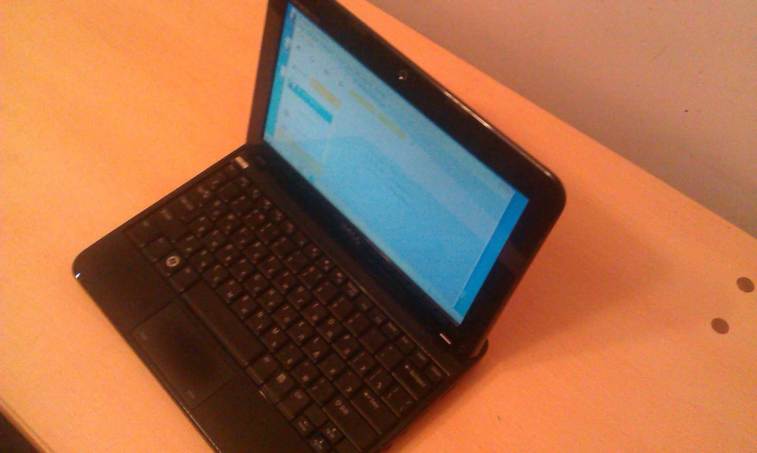 DELL original netbook lav zaryadka pahox ev lav parametrrerov