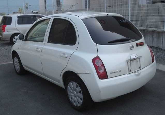nissan march 2003