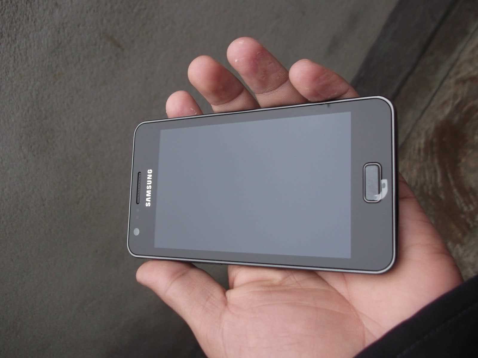 Samsung Galaxy R i9103 դեմից կամեռա skype-ի համար