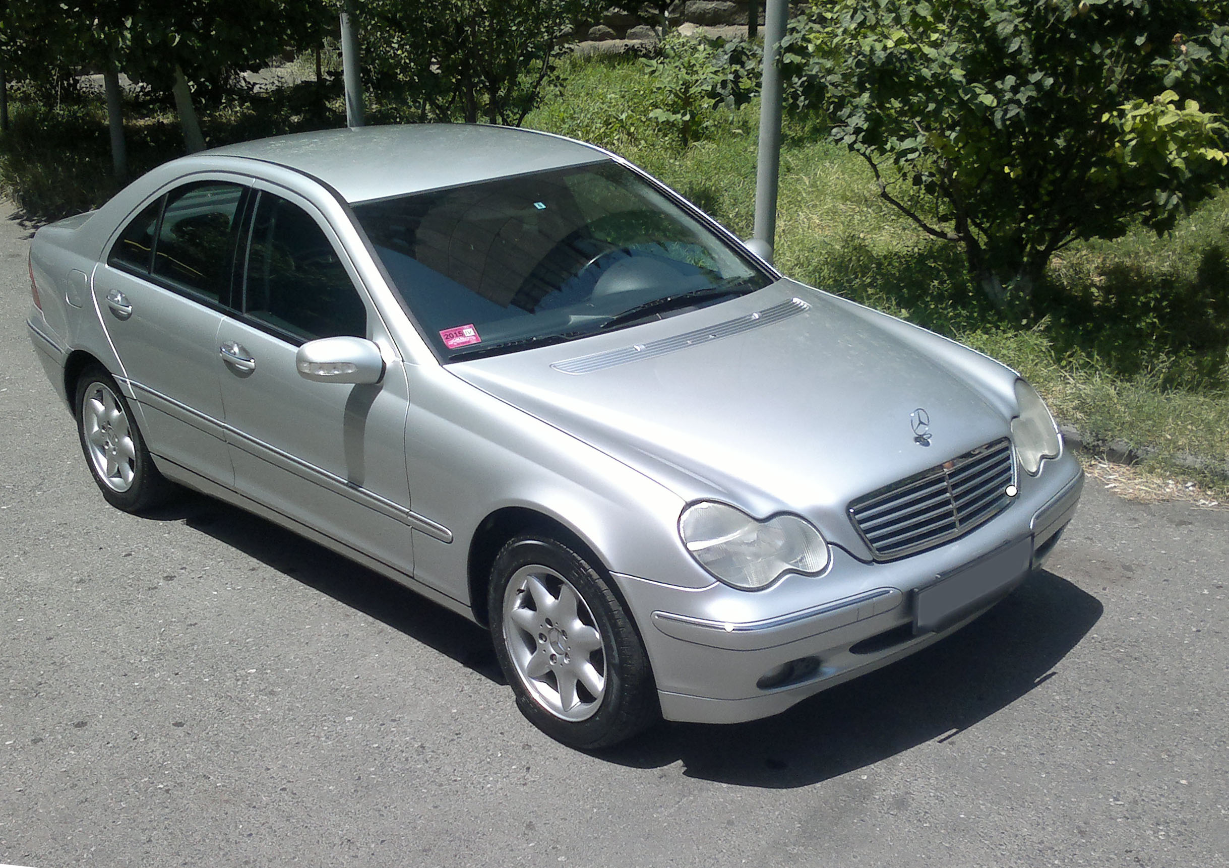 Mercedes-Benz C240, 2001 թ.