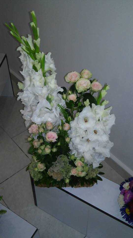Ծաղկի սրահ . Peony  flower salon . ք.Երևան, Ալեք Մանուկյան 15 ա . (ԱՌԱՔՈԻՄ)  (+374 93622662) (+374 43622662)