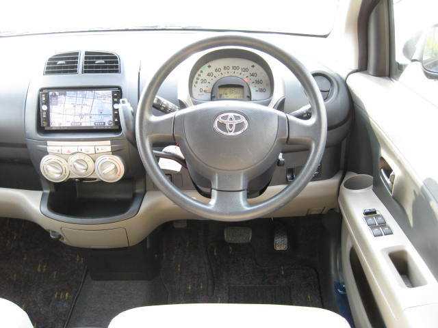 Իջեցված (էժանացված) գնով վաճառվում է TOYOTA PASSO 2004թ. ավտոմեքենա: