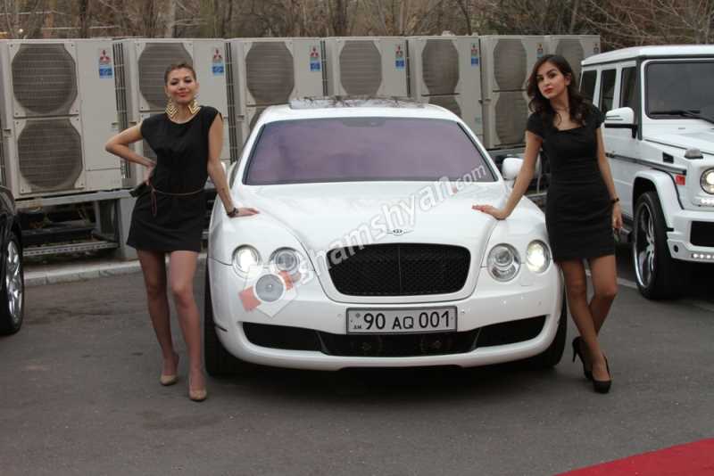  Bentley Continental Flying Spur  PROKAT