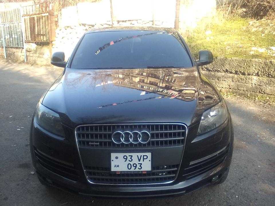 vajarvum e 2008t audi Q7